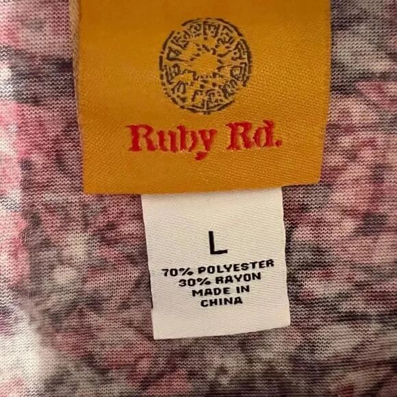 Ruby Rd. pink kaleidoscope embellished top Size Large - Picture 6 of 6
